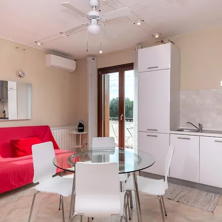 아파트 A 101 Puntavilla Mare 라마달레나